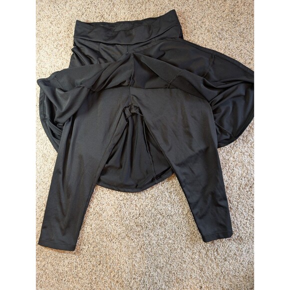 ATHLETIC SKIRT by Snoga. Capris Leggings. 27” Flared Skirt. Color Black, Size XS - Picture 3 of 6